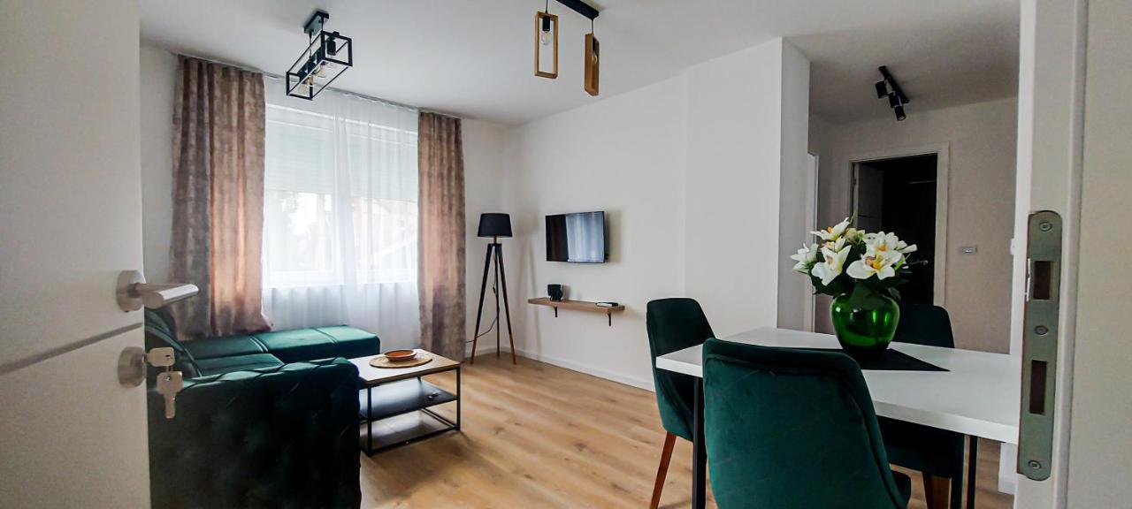 La Casa Apartments Jagodina Buitenkant foto