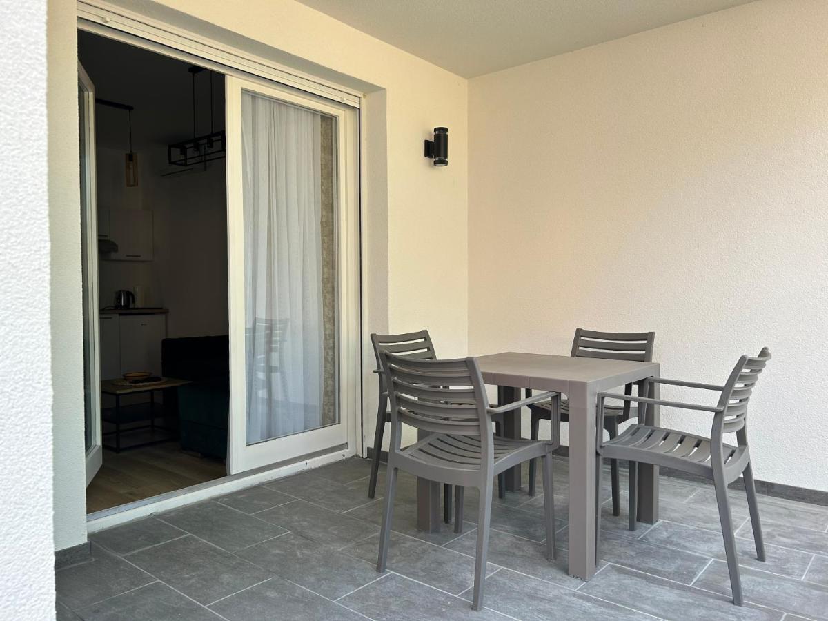 La Casa Apartments Jagodina Buitenkant foto