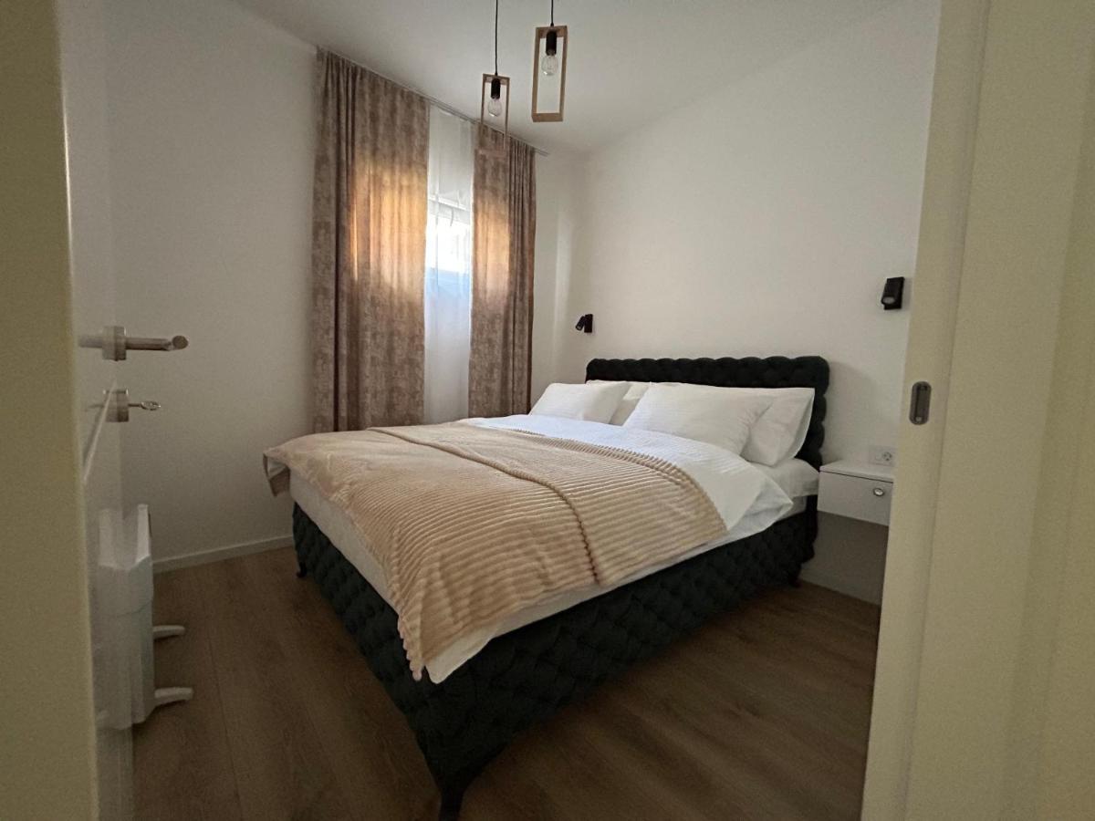 La Casa Apartments Jagodina Buitenkant foto