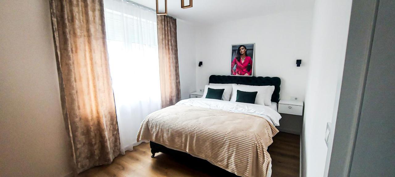 La Casa Apartments Jagodina Buitenkant foto
