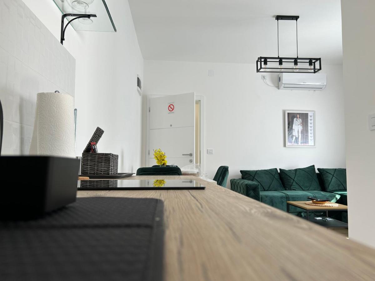 La Casa Apartments Jagodina Buitenkant foto